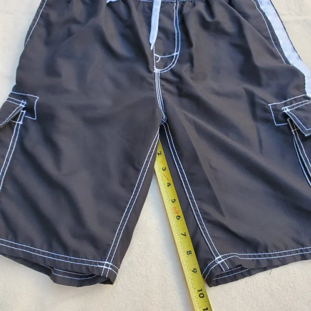 NWOT Kanu Surf black and white swim trunks